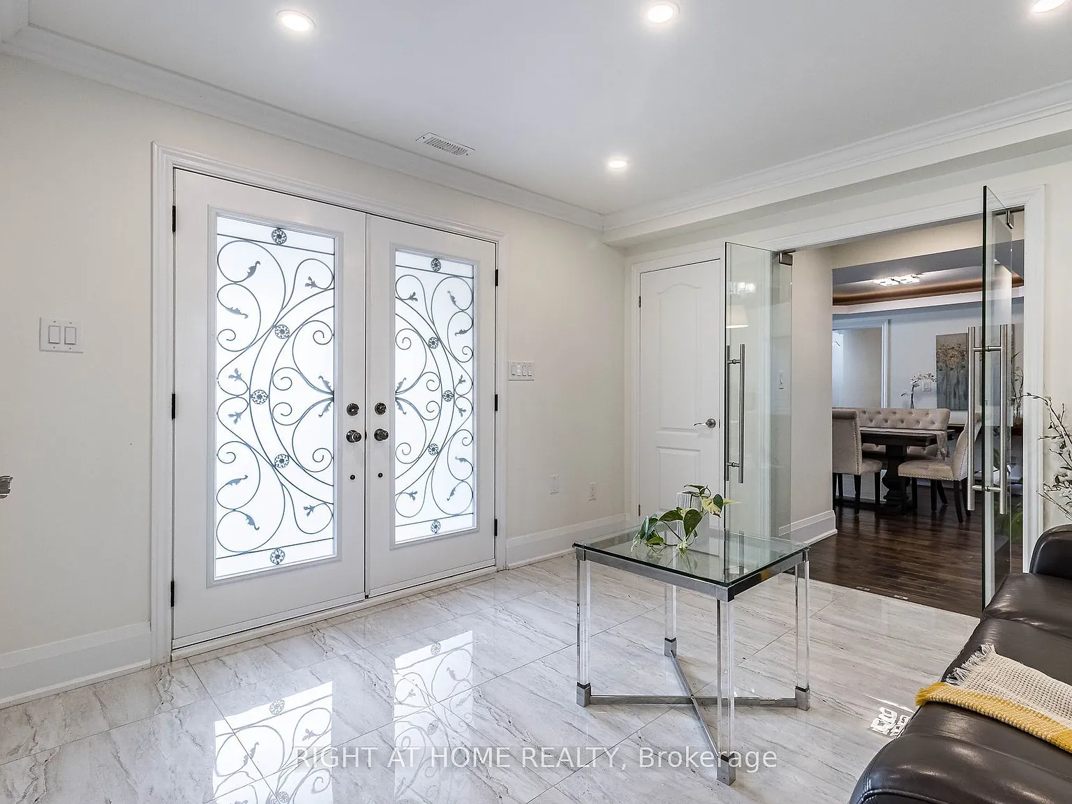 4 bed, $4,800 — Photo 4