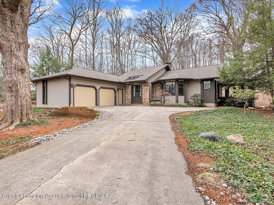 12575 Oneida Woods Trl, Grand Ledge, MI 48837 Zillow