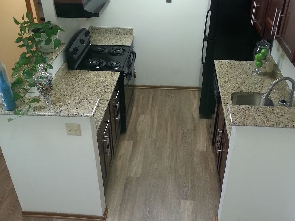 2nd image of 613 Inah Ave