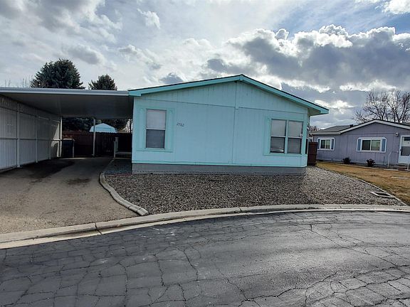 3rd image of 2702 Gold Harbor Dr