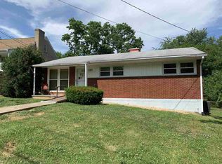 113 Fraser Ln, Staunton, VA 24401