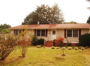 705 Mapleleaf Ln, Gastonia, NC 28056