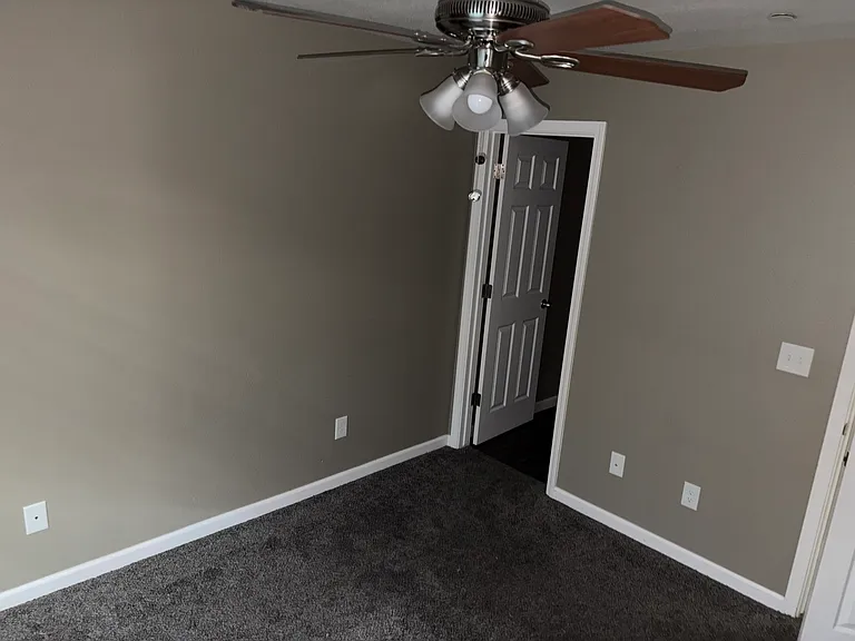 2533 Miller Ave #A — Photo 10