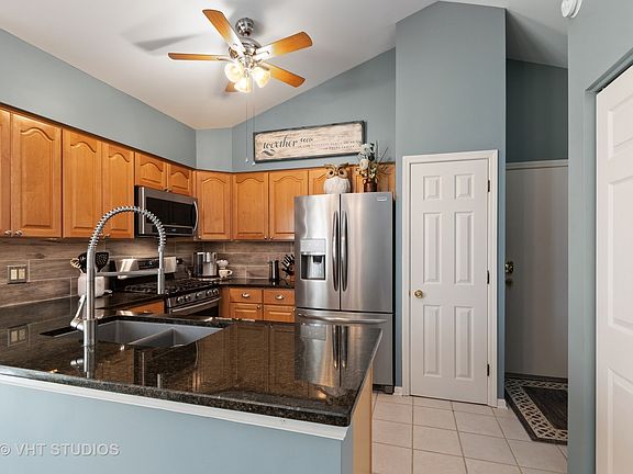 5th image of 7802 Bristol Park Dr