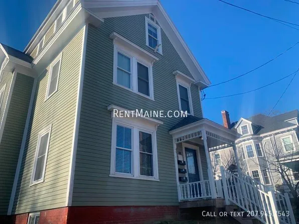 88 Norfolk St APT 3, Bangor, ME 04401