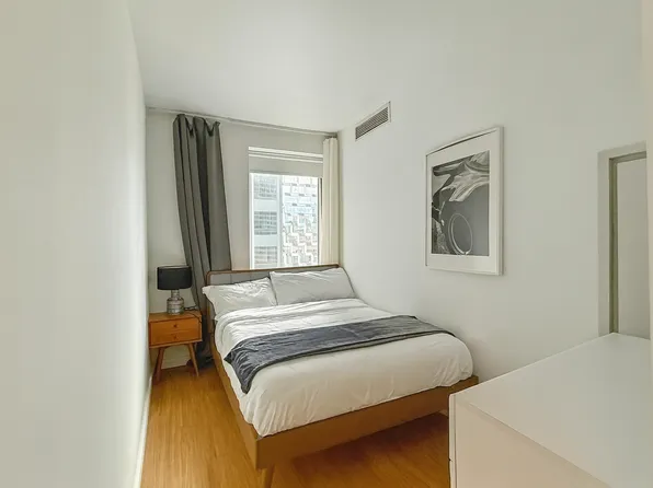 70 West 45th Street image 2 of 11