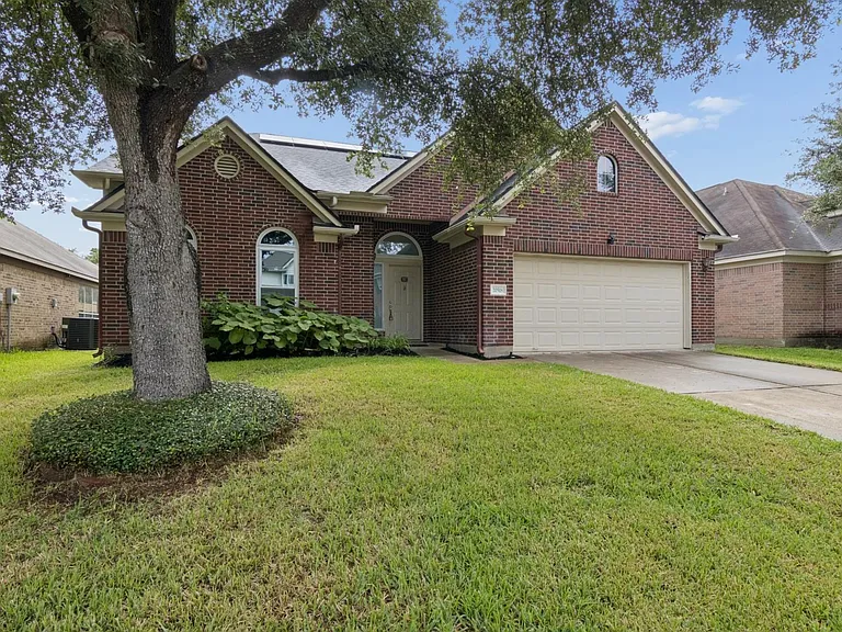 20518 Jasmine Leaf Trl — Photo 4