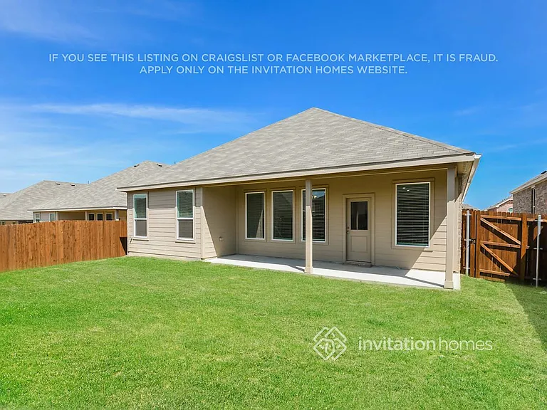 312 Sedalia Trl — Photo 16