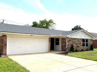 6104 Birchhill Rd, Watauga, TX 76148