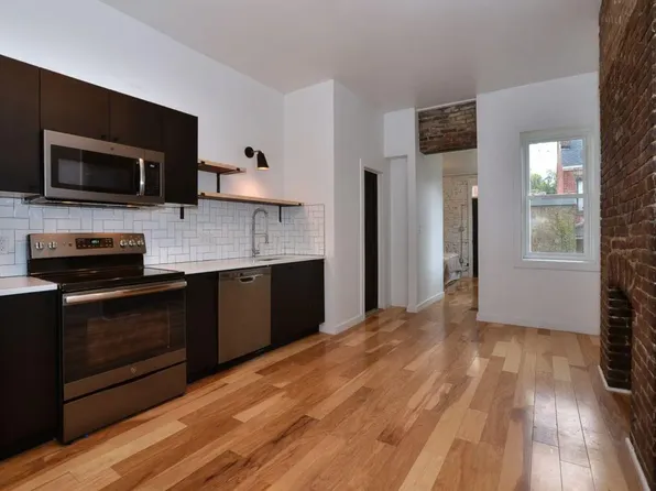 1715 Locust St APT 1, Pittsburgh, PA 15219