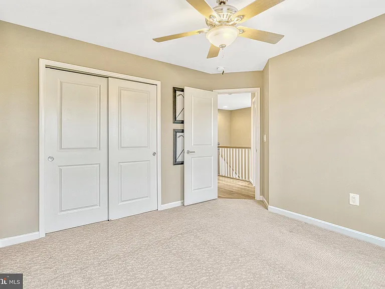 21491 Willow Breeze Sq — Photo 21