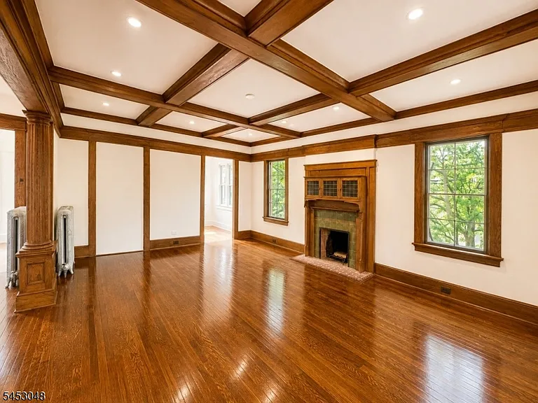 2 Cloverhill Pl #1 — Photo 12