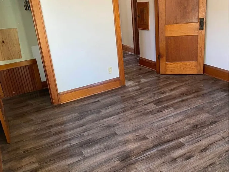 604 S 6th Ave — Photo 14