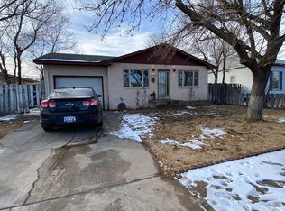2503 A St, Garden City, KS 67846
