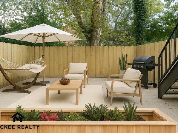 431 Columbia Street image 1 of 10