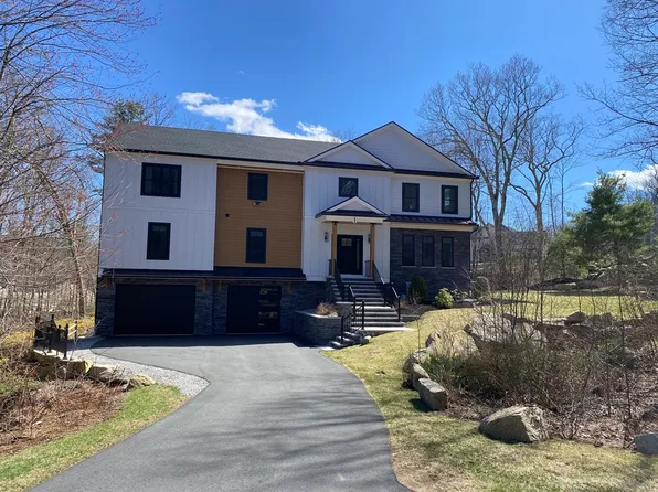 1 Whisper Way, Hopkinton, MA 01748