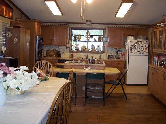 5th image of 469 Private Road 864