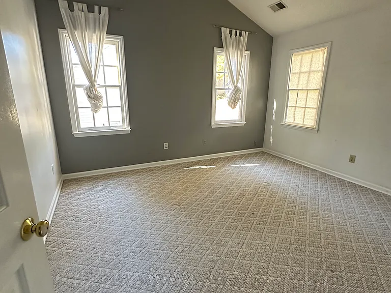 3420 Tunas St — Photo 10
