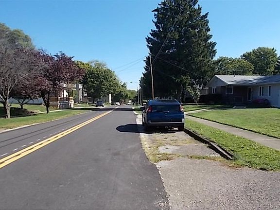 4th image of 117 W Schultz Ave