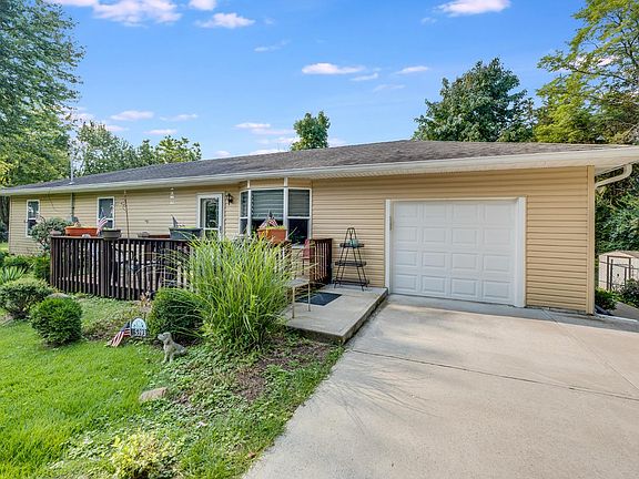 3rd image of 5393 Quiet Ln