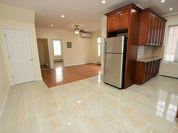 4th image of 48-50 40th St #1F
