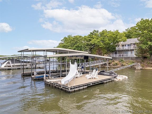2nd image of 30 Leisure Cir