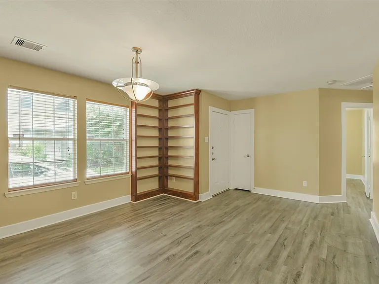 19403 Wann Park Dr — Photo 6
