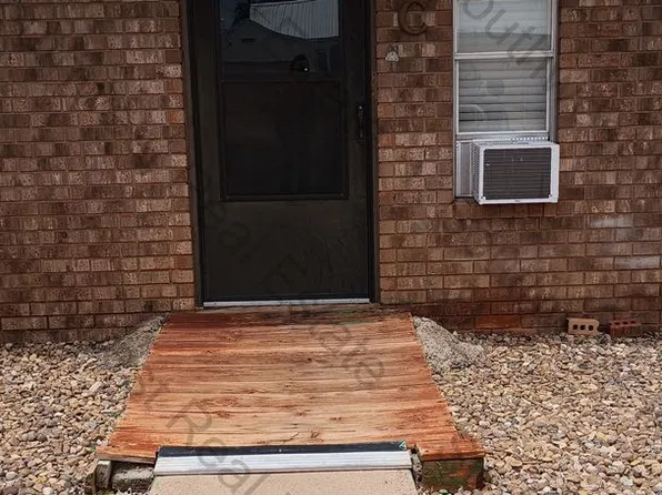700 W. 11th St., 700 W 11th St #C, Clovis, NM 88101