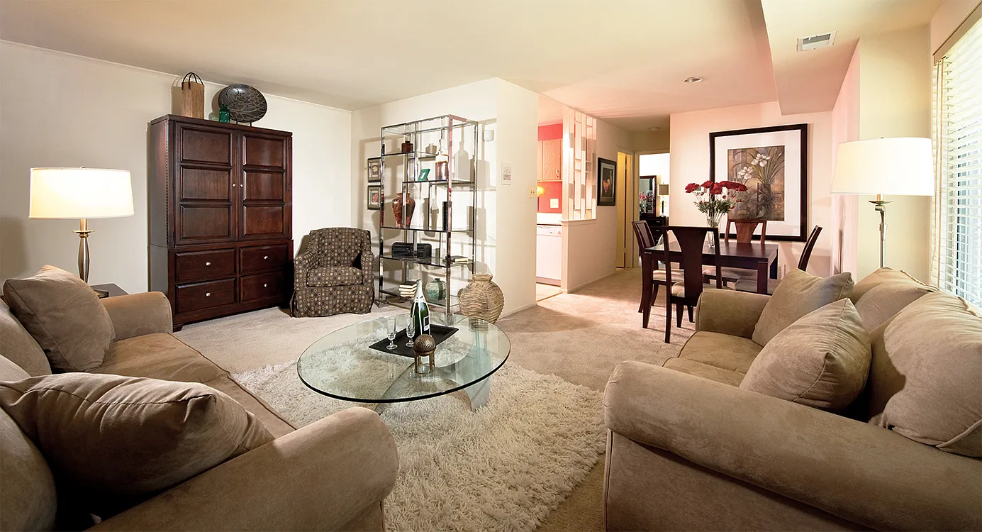 Windbrooke Apartments — Photo 4