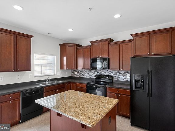 4th image of 11831 Sunset Ridge Pl