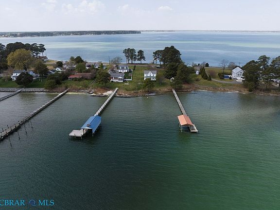 4th image of 550 Old Ferry Rd