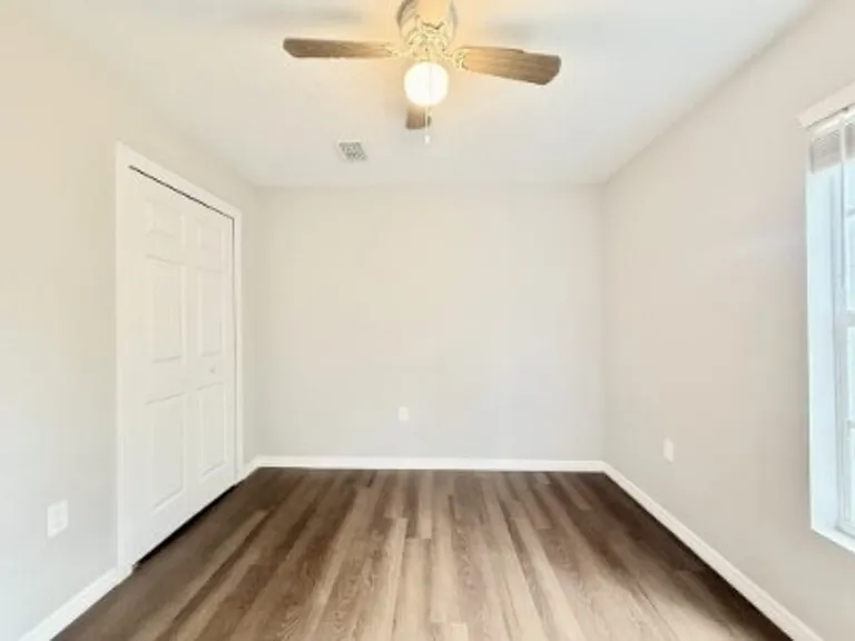 425 F St #3 — Photo 25