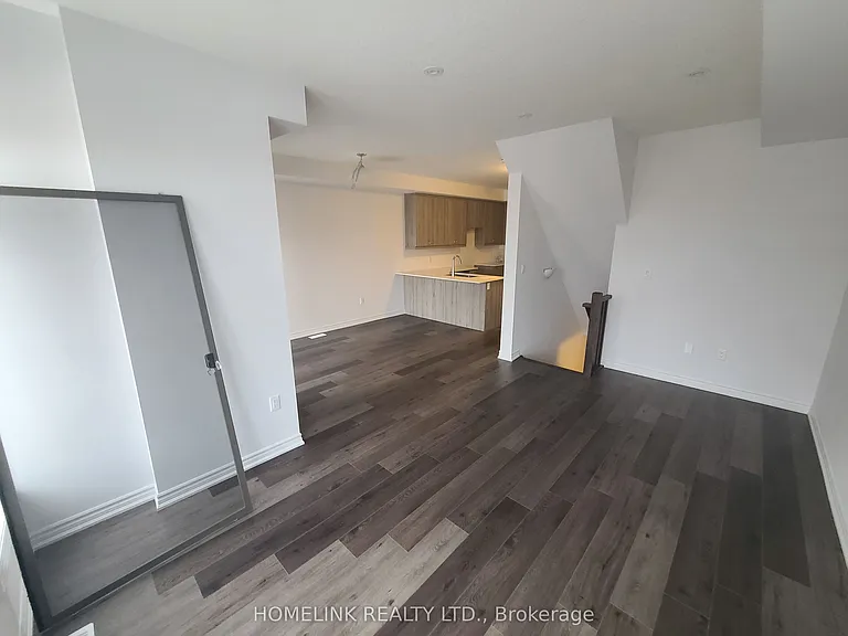 61 Soho St #121 — Photo 4