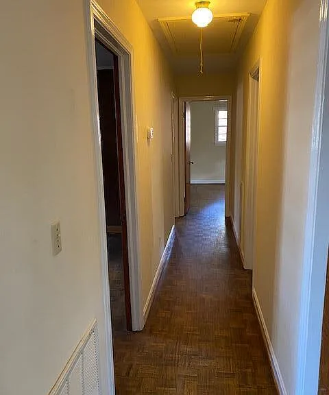 126 Gayle St — Photo 3