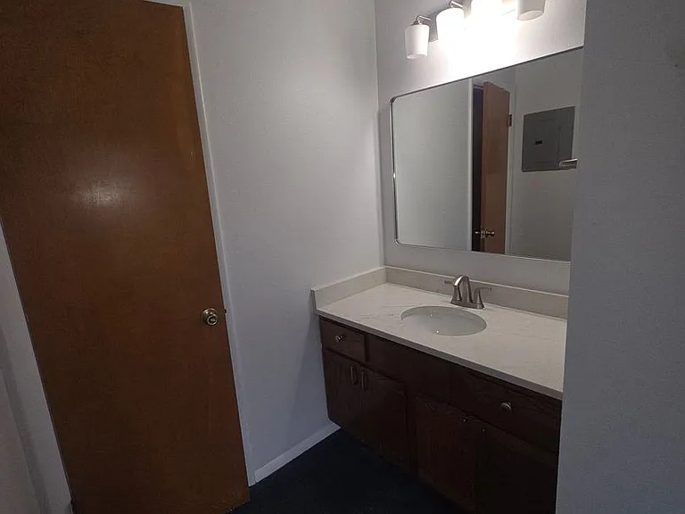 2588 E Sweetbriar Dr — Photo 21