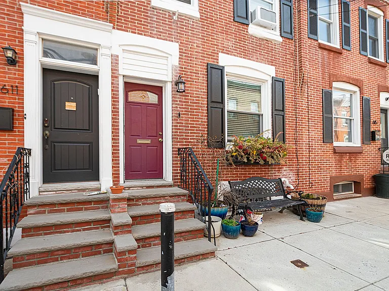 613 S Taney St — Photo 24