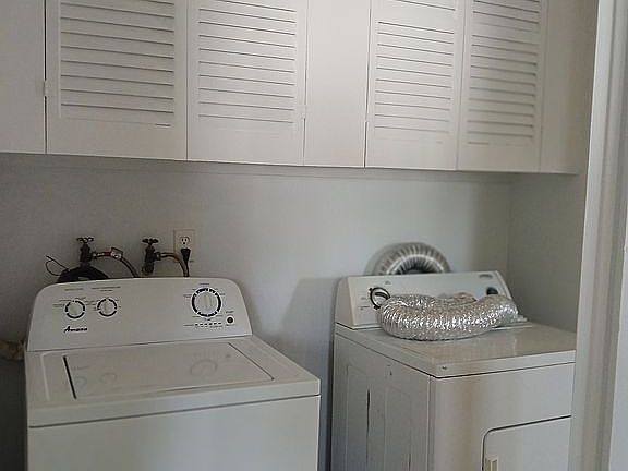 5th image of 3124 E Robin Dr