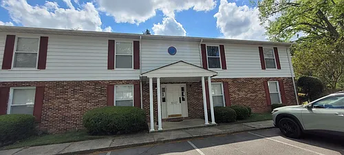 1037 Carriage Dr #C Photo 1