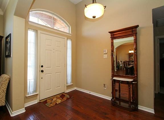 3rd image of 9500 Valley Lake Ln