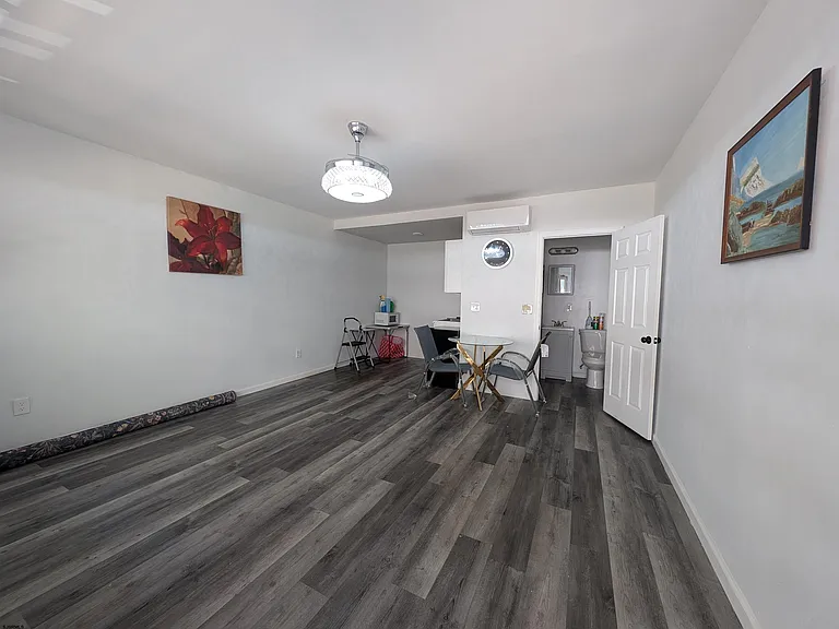 3501 Pacific Ave — Photo 4
