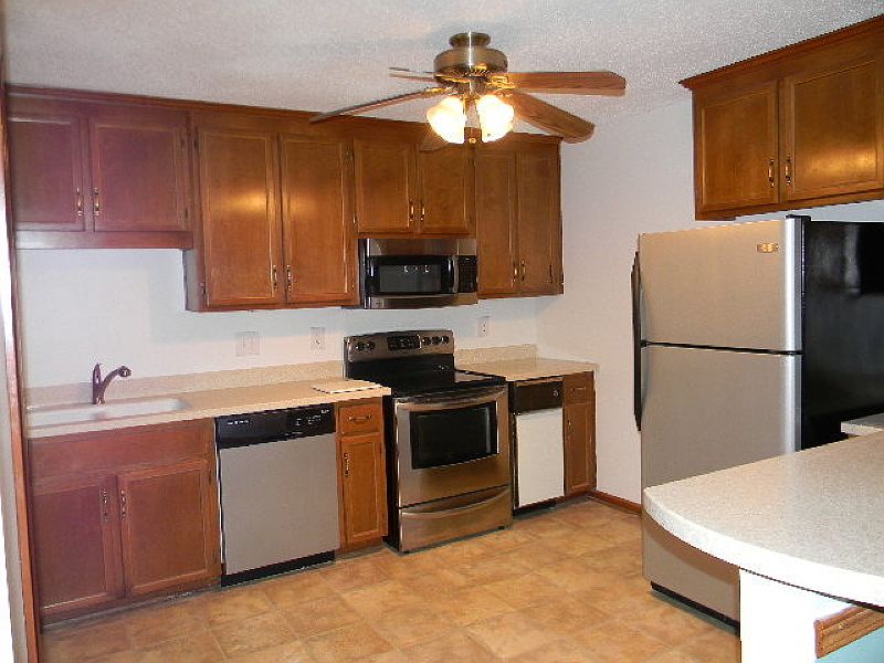 1st image of 130 Heritage Lane