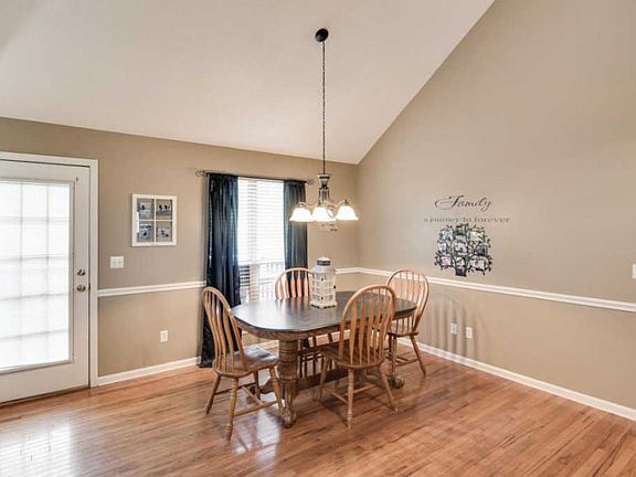 4th image of 8513 Brookplace Dr