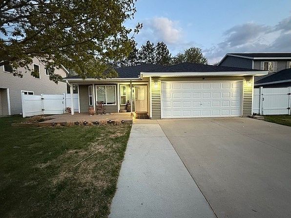 520 Elk Ave