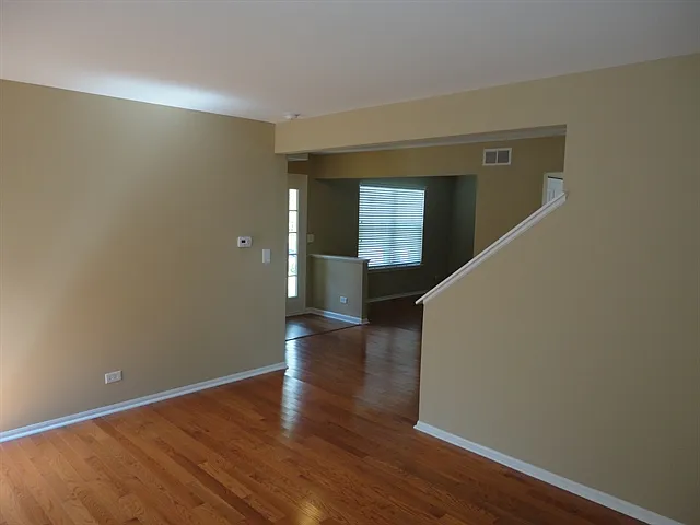 1209 N Camden Ln — Photo 5