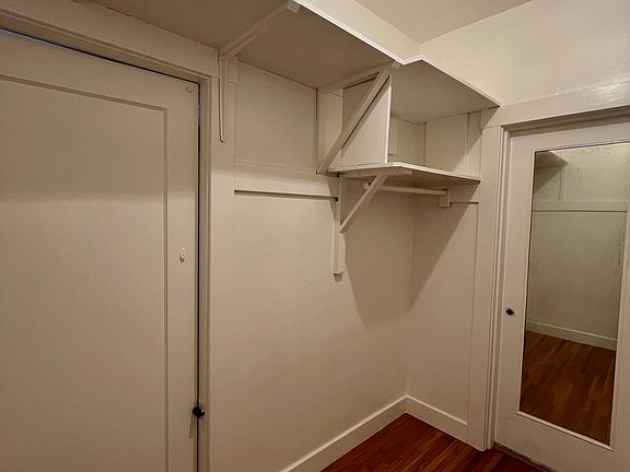 5th image of 2940 Van Ness Ave APT 7