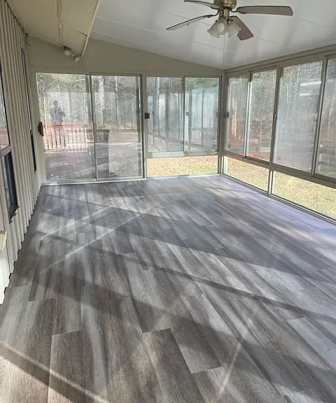 300 Sunroom (300 sq ft)