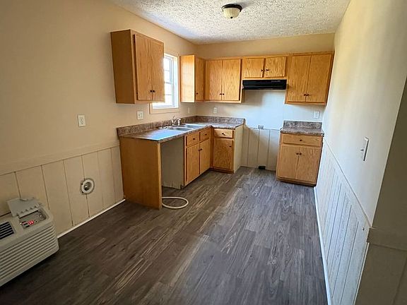 3rd image of 527 E Main St #527D