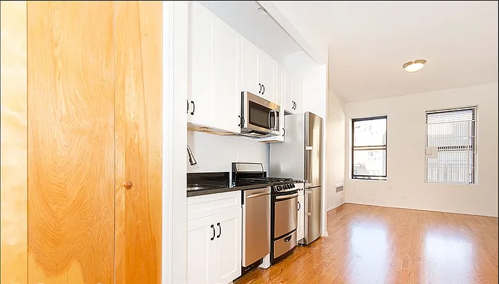 Rented by Copperwood Real Estate | media 8