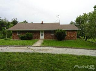 1780 Hwy 32, Bolivar, MO 65613