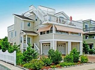 268 W 10th St, Ship Bottom, NJ 08008